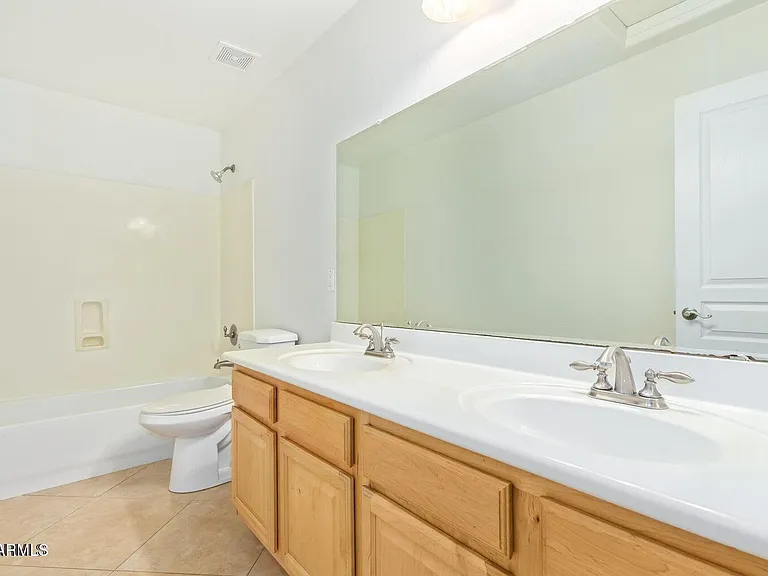 4542 N 111th Dr — Photo 20