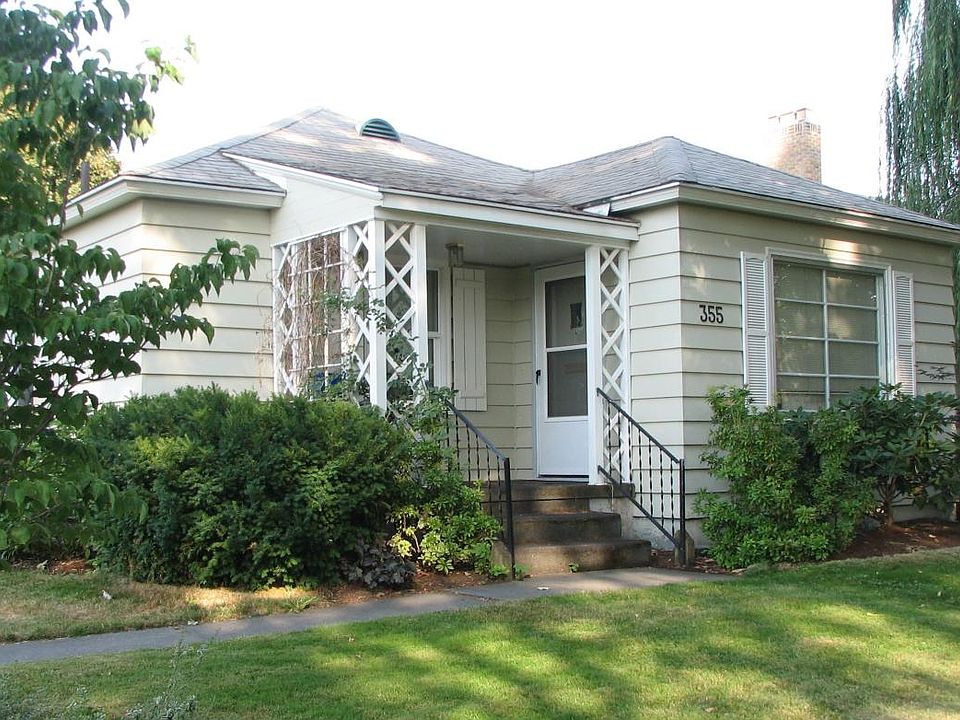 Great location, near downtown.  