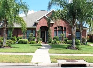2419 Kilgarney Keep St, Dickinson, TX 77539