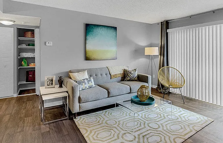 Courtney Cove Apartment Homes — Photo 6