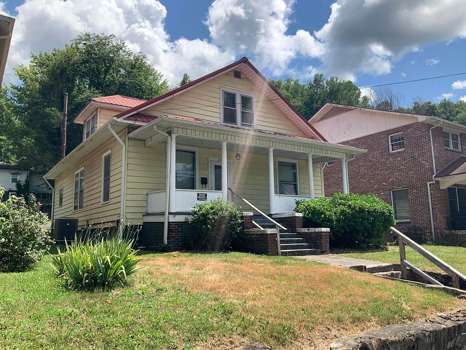 208 Brown St, Appalachia, VA 24216 Zillow