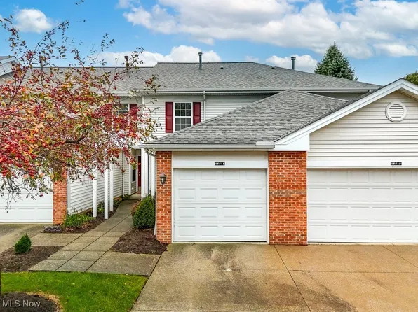 15511 Oakshire Ct, Cleveland, OH 44130