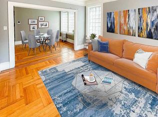 535 50th Ave APT 2F, Long Island City, NY 11101