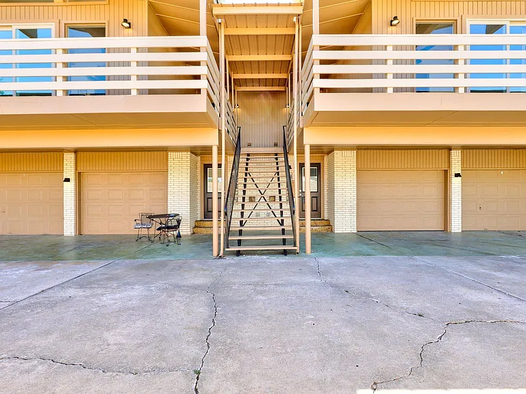 4312 N Portland Ave — Photo 33
