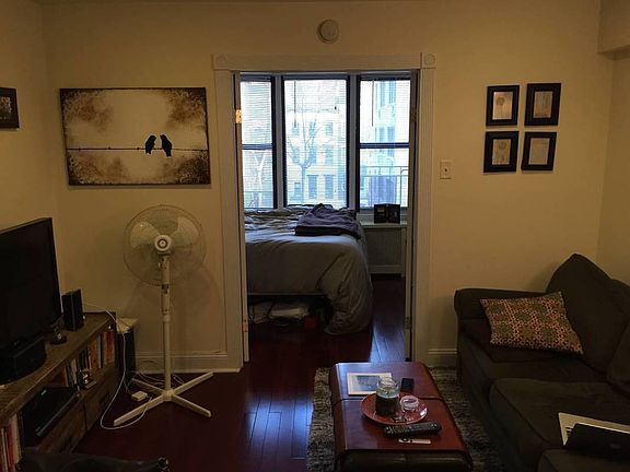 2nd image of 135 E 17th St APT 4D