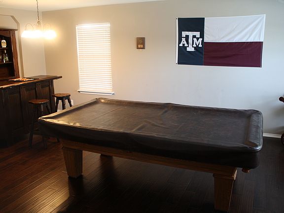 3rd image of 8003 Agua Dulce