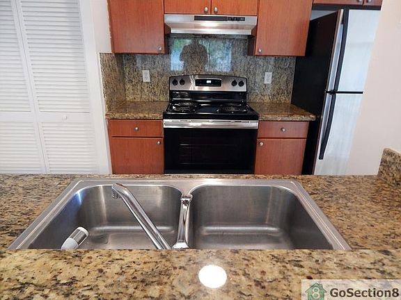 4th image of 11580 NW 44th St #11580