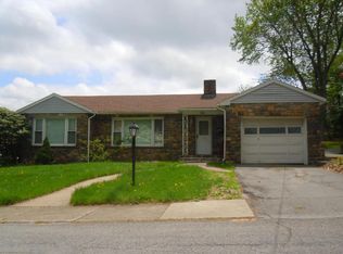 711 Brown St, Stroudsburg, PA 18360