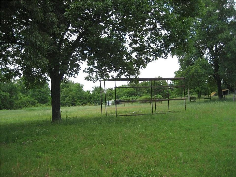 2nd image of 474325 E 1030 Rd
