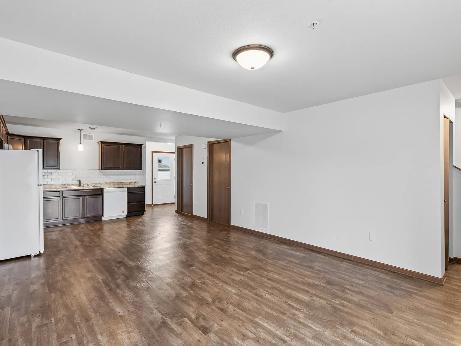 Pineview Townhomes — Photo 4