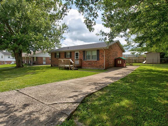 4th image of 583 Magnolia Dr