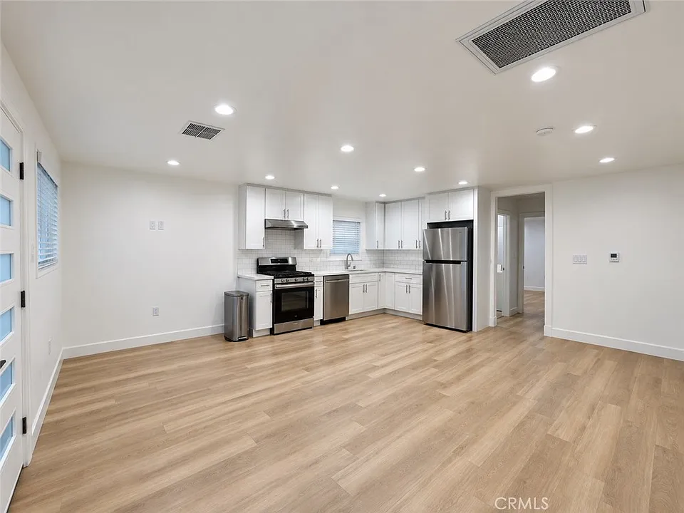 1777 Sinaloa Ave