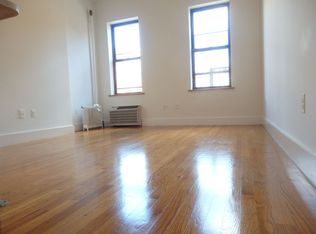 639 10th Ave APT 4A, New York, NY 10036