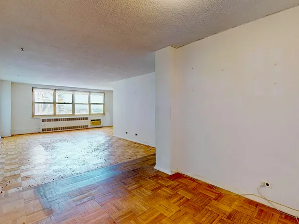 1311 Brightwater Avenue image 13 of 26