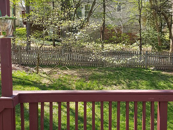 3rd image of 11982 Holly View Dr