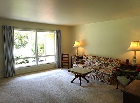 4th image of 930 Wiltshire Dr