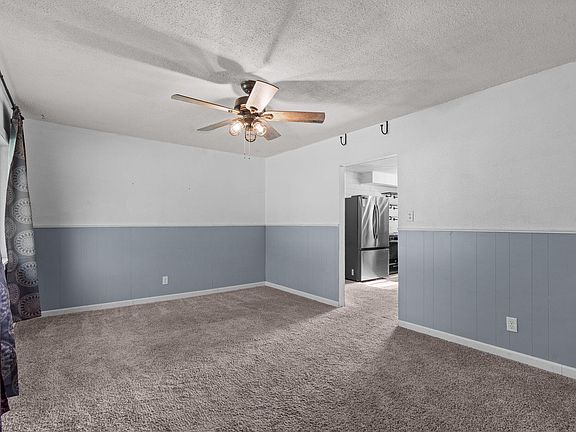 4th image of 726 N Glenn Avenue