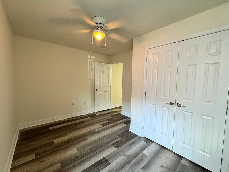 1131 W Nevada St #1 — Photo 14