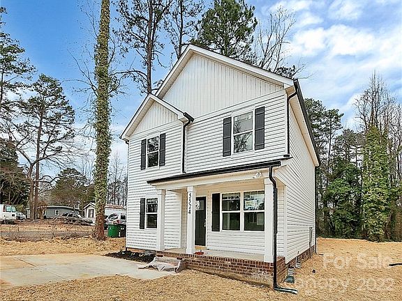 3rd image of 5524 Victoria Ave