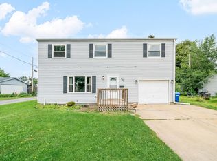 635 Charter St, Dekalb, IL 60115