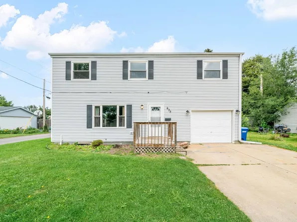 635 Charter St, Dekalb, IL 60115