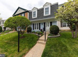 13492 Foxlease Ct, Herndon, VA 20171