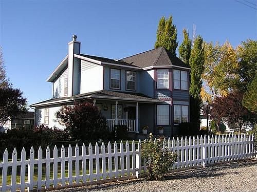 1st image of 210 Densmore Ln