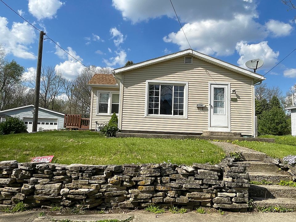 1st image of 216 Carter Ave