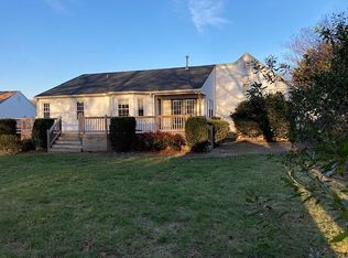 104 Zachary Pl, Yorktown, VA 23693