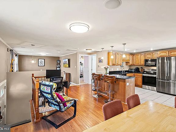 2nd image of 13766 Mellowdew Ct