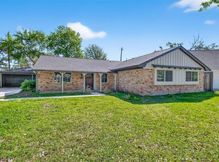 1906 Shadow Bend Dr, Houston, TX 77043
