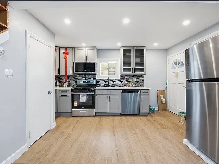 305 N Terrace Ave #3 — Photo 3