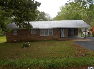 107 Rosewood Dr, Greenfield, TN 38230