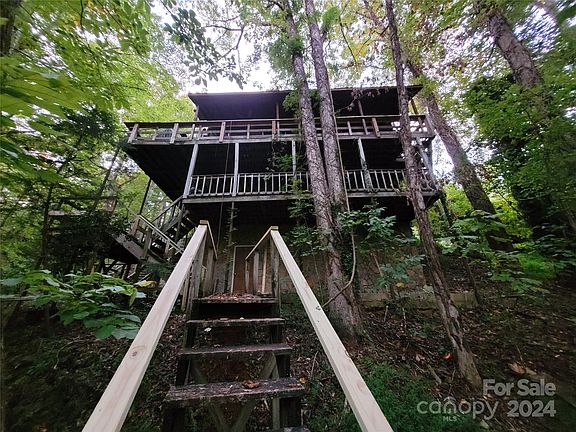 3rd image of 970 Forest Lake Heights Dr