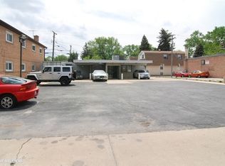 6633 Pershing Rd, Stickney, IL 60402