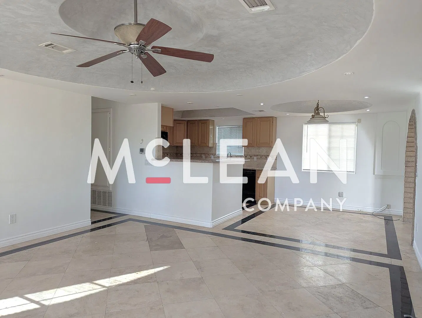 3 Bed & 2 Bath Home with Private Pool & Spa — Photo 3