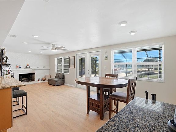 5th image of 5015 Pelican Dr