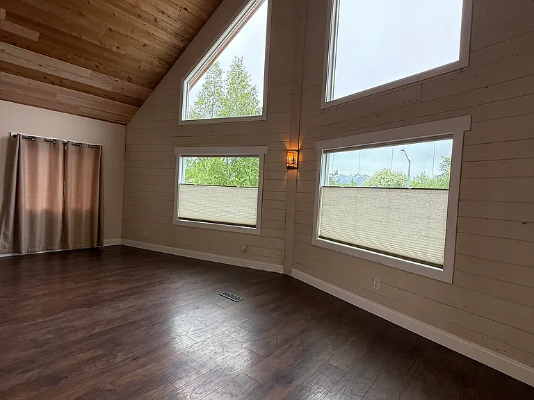 9440 Arlene Dr — Photo 10