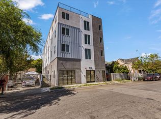 1010 1/2 E 25th St #201, Los Angeles, CA 90011