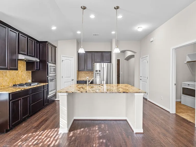 2923 Bluffstone Dr — Photo 22