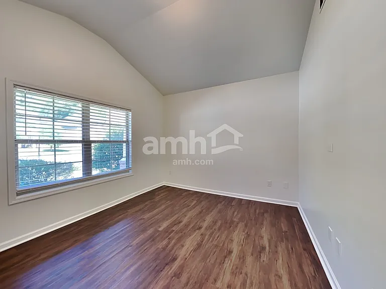 3227 Hideaway Ln — Photo 14