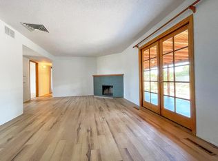 2702 Placita Chueco, Santa Fe, NM 87505
