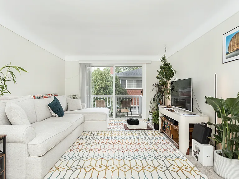 413 N Eton St #204 — Photo 5