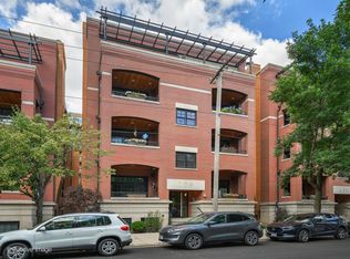 106 S Sangamon St #4S, Chicago, IL 60607