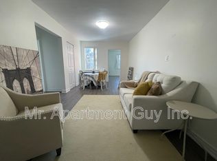 2 Balsam Ave S SUITE 11, Hamilton, ON L8M3B1