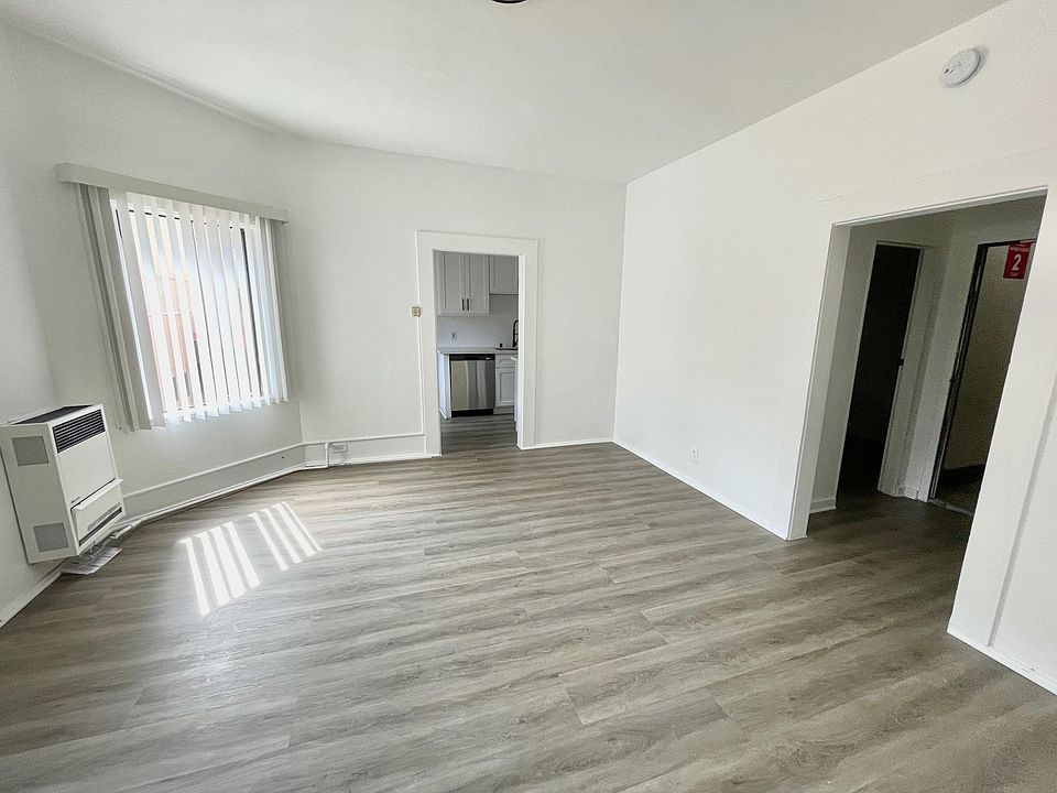 1st image of 1516 1/2 S Hope St #23