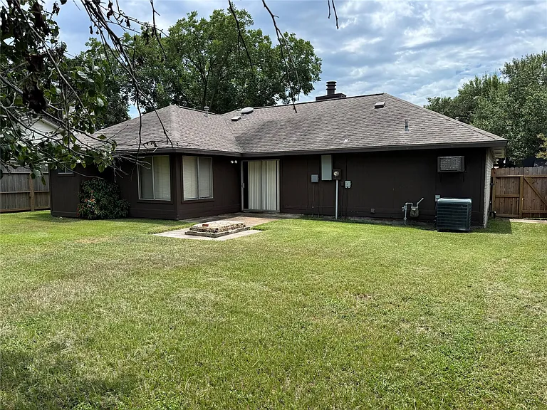 10014 Sand Pass Ln — Photo 21