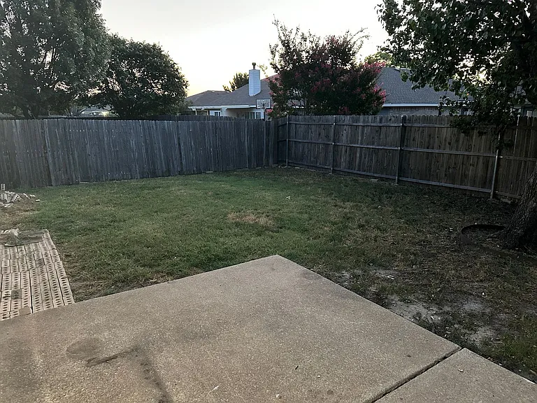 9328 Goldenview Dr — Photo 19
