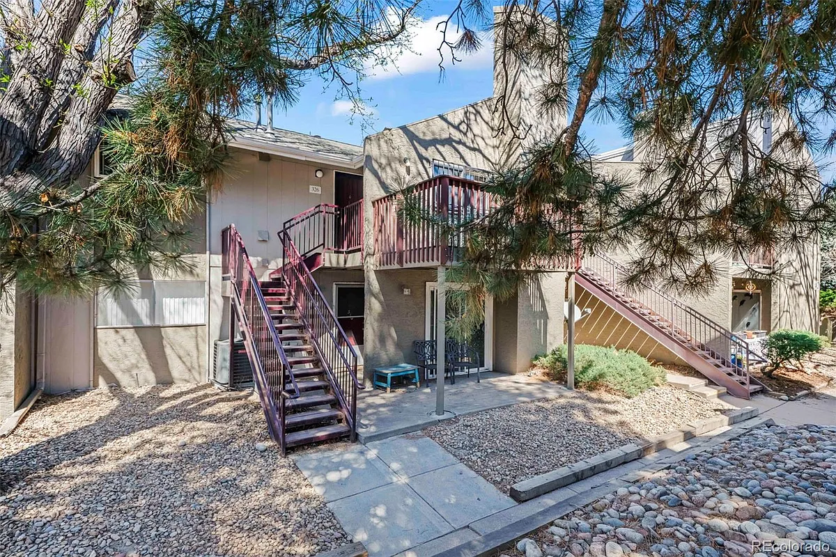 Building Photo - 5300 Cherry Creek Dr E #326
