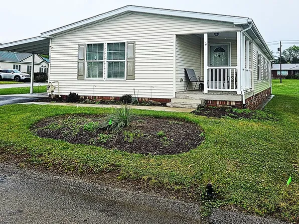 612 Primrose Ln, Mount Pleasant, PA 15666